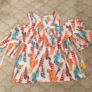 Feathered print top